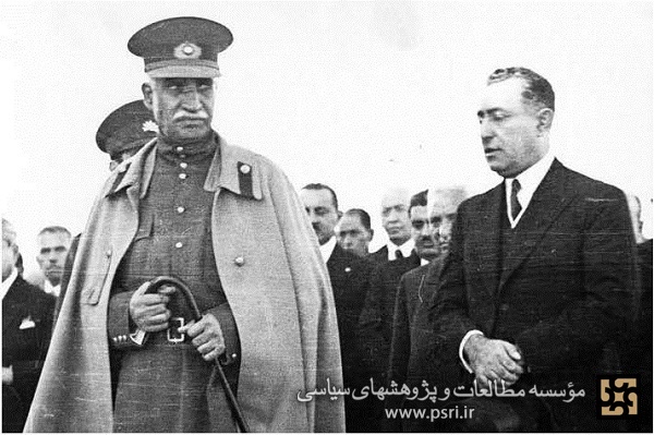 ارتش ۲۰ ساله رضاشاه در عرض چند ساعت فرو ریخت