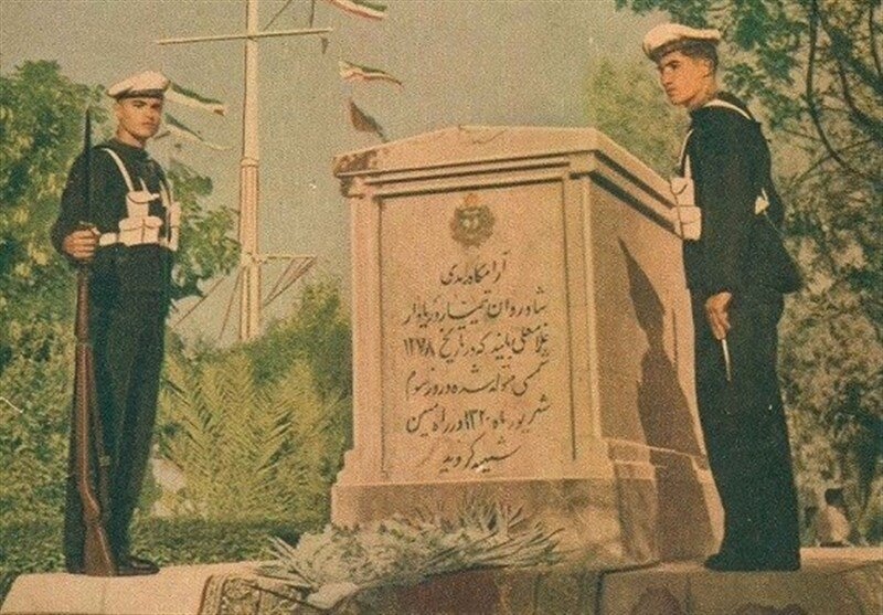 دریاداری که برای خلیج فارس قلم زد و جان داد