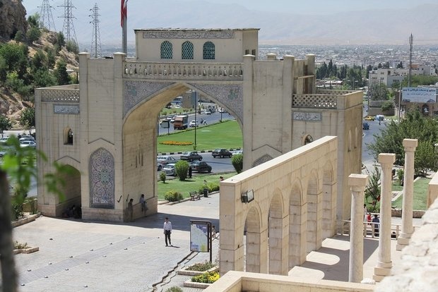 تشریح جزئیات برنامه های دومین همایش ملی شاعران ایران در شیراز
