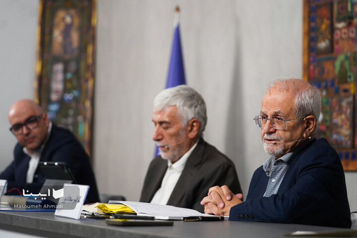 مراسم رونمایی از کتاب «ایران و آمریکا؛ تعامل یا تقابل»