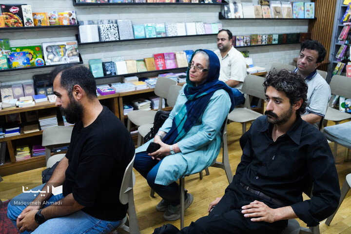 دیدار با محمود فرجامی در کافه کتاب ققنوس