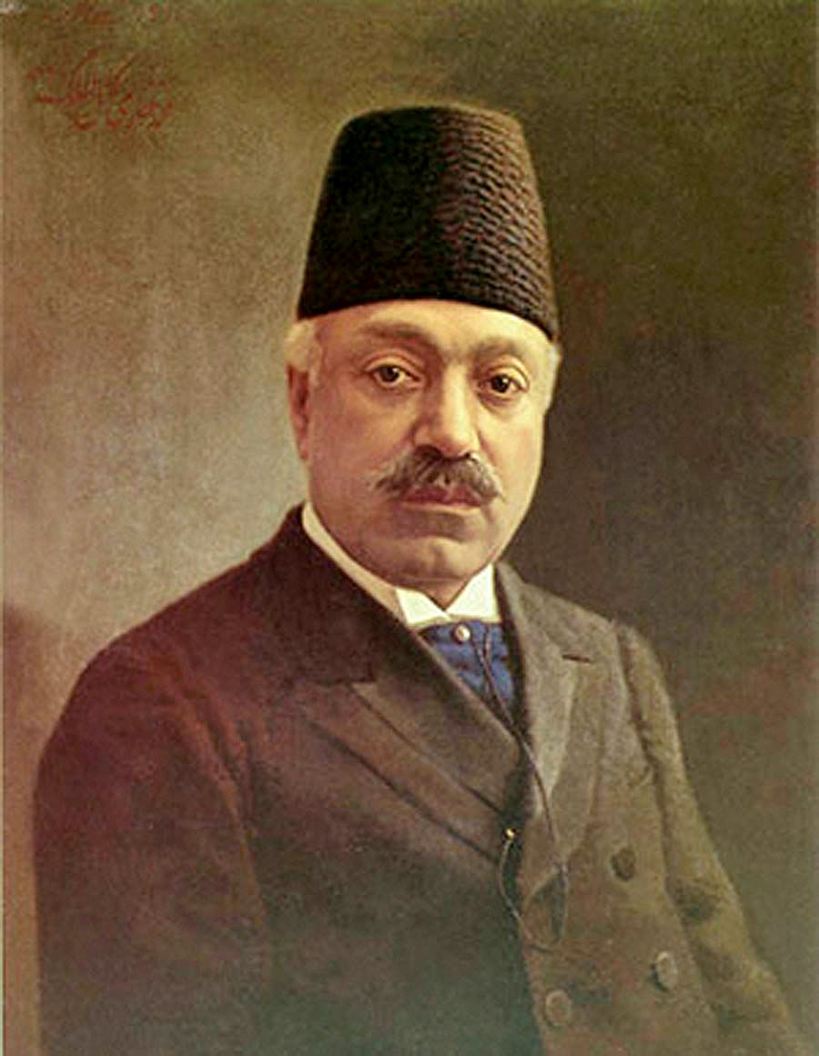 ناصرالملک؛ «دولتمرد وفاق‌ساز» و «اعتمادساز ملی»