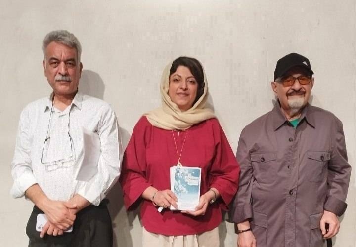 مجموعه داستان «وقتی باغستان دور ما می‌گشت» رونمایی شد