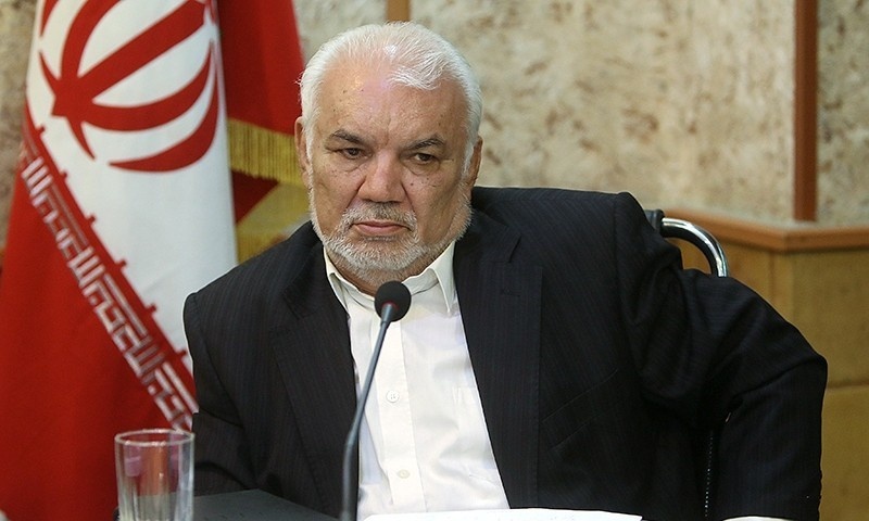 حق‌شناس، حق‌گزار، معتدل و منصف