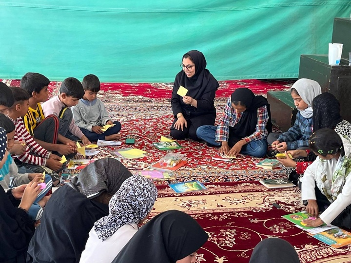 «سفیر کتاب» به روستایی در خراسان جنوبی رفت