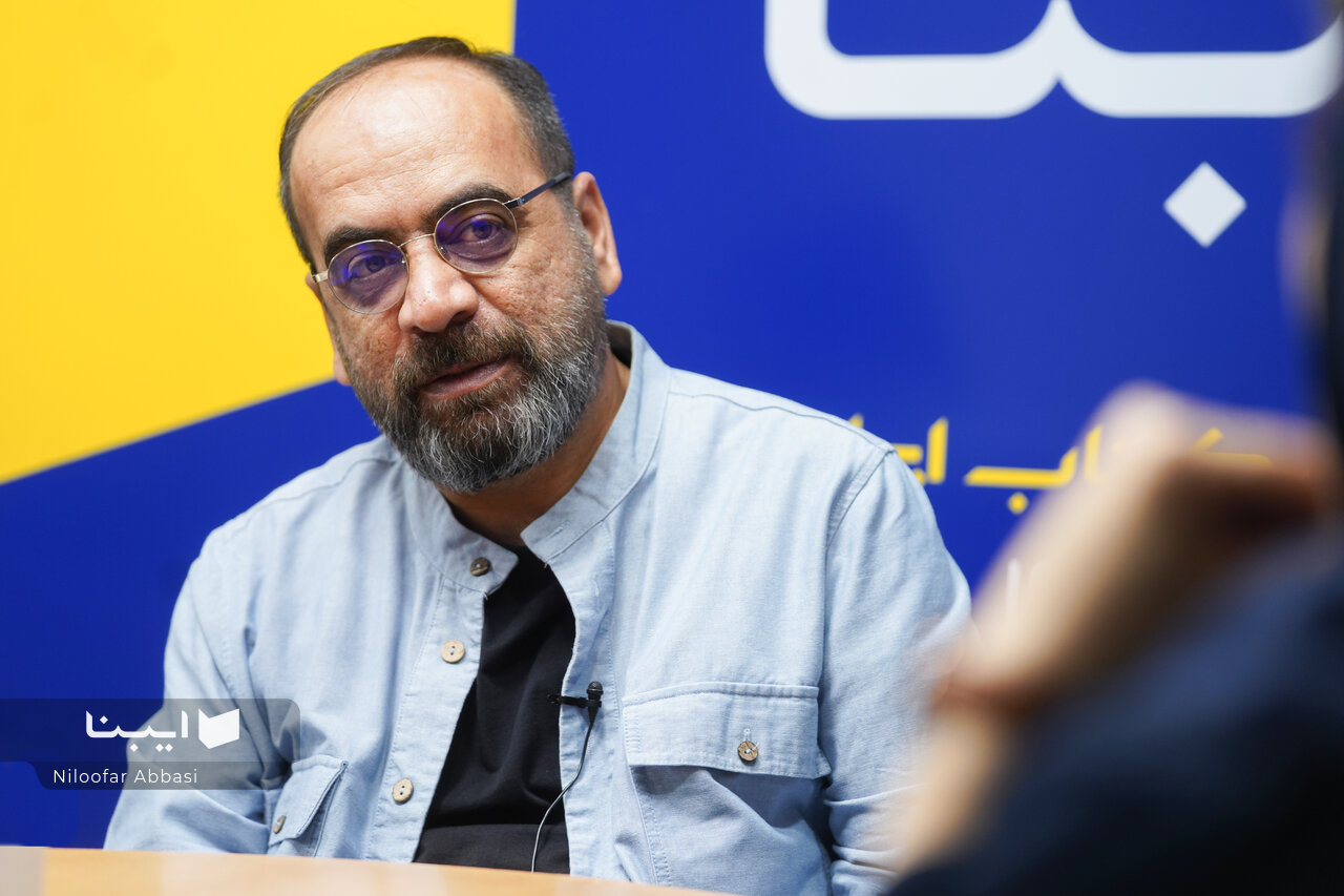 امضای شخصی شعر شهریار عاطفه‌مندی مدرن اوست