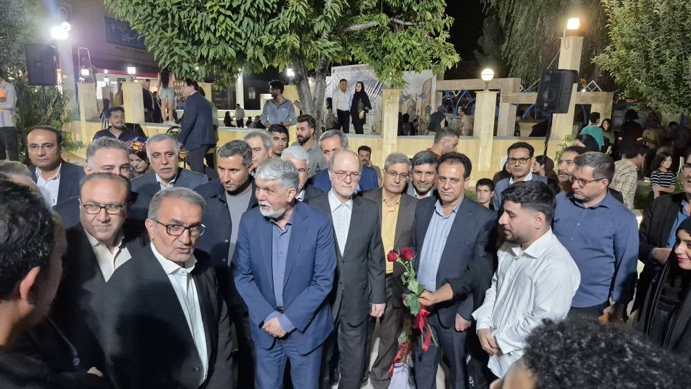 وزیر فرهنگ و ارشاد اسلامی به یاسوج سفر کرد