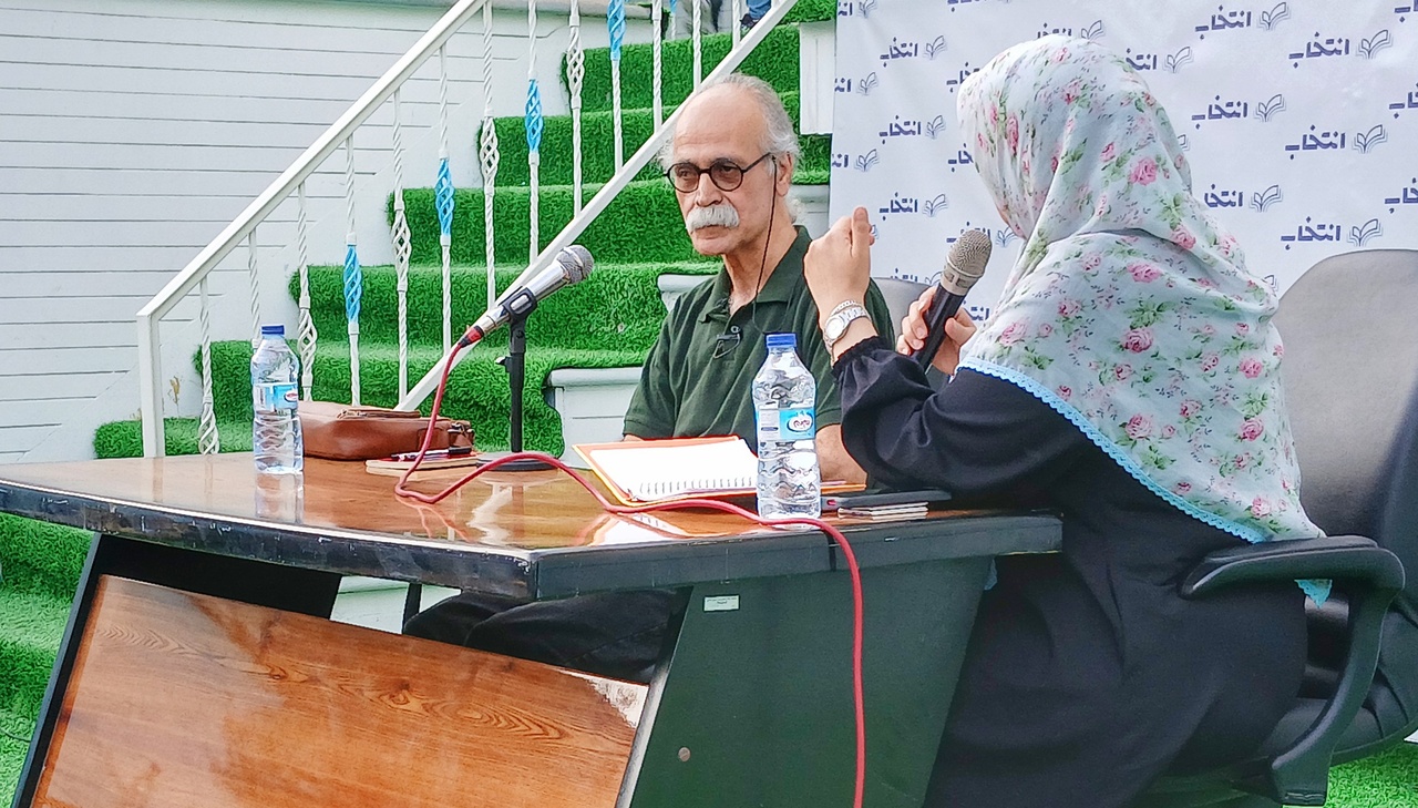 کتاب کودک نباید بار تعلیم را بر دوش بکشد