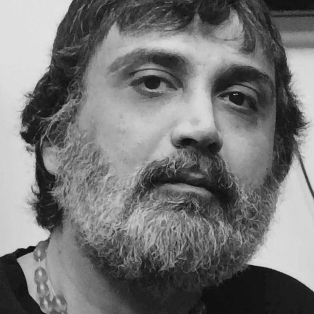 تئاتر «کلسیم» در مشهد اجرا می‌شود