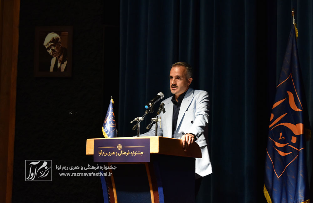 نخستین کارگاه آموزشی نقالی و روایتگری شاهنامه رزم‌آوا برگزار شد