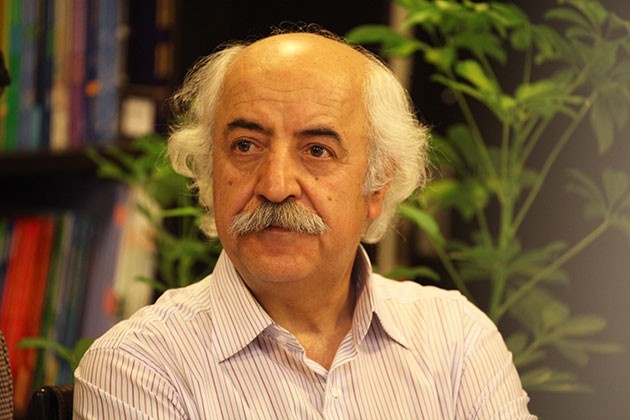 مجموعه اشعار حافظ موسوی رونمایی می‌شود