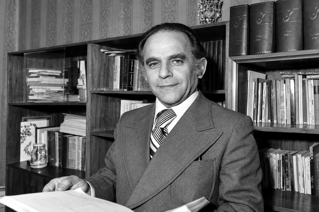 بهزاد خواجات: فریدون مشیری سردمدار نحلهٔ تغزلی رمانتیک است