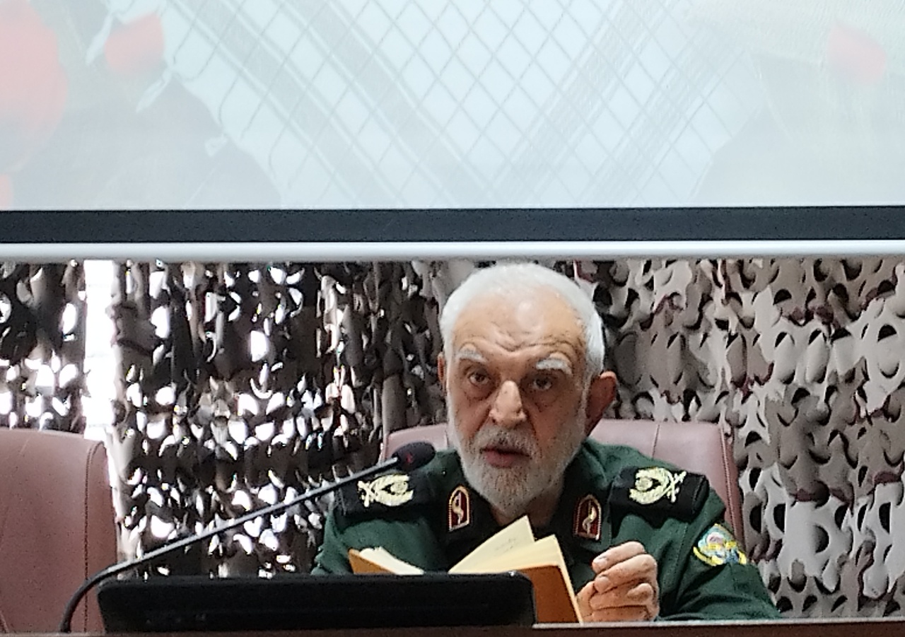 رونمایی بیش از ۲۰ عنوان کتاب در استان فارس