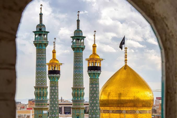 حضرت معصومه (س) استمرار خط حضرت زهرا(س) و حضرت زینب (س) است