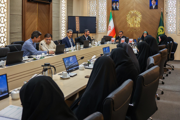نویسندگان در نگارش زندگی شهدا تخیل خود را وارد اثر نکنند