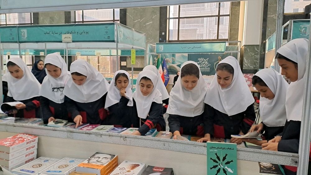 نمایشگاهی برای پیوند مردم با کتاب