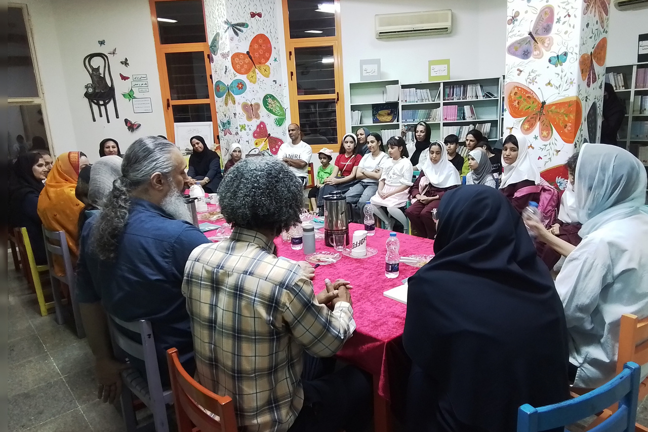 دیدار صمیمانه نویسندگان هرمزگان با مخاطبان کودک