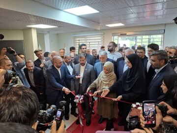 نخستین کتابخانه هوشمند استان فارس افتتاح شد