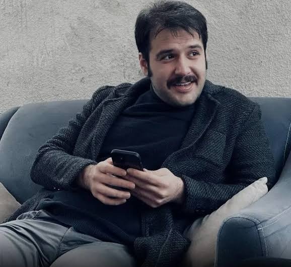 نمی‌توان جهان چخوف را بدون شناخت جامعه امروز ایران اجرا کرد