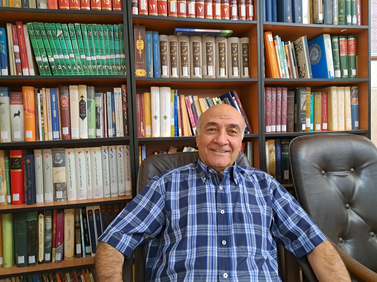 اخلاق خسروانی و شادزیستن