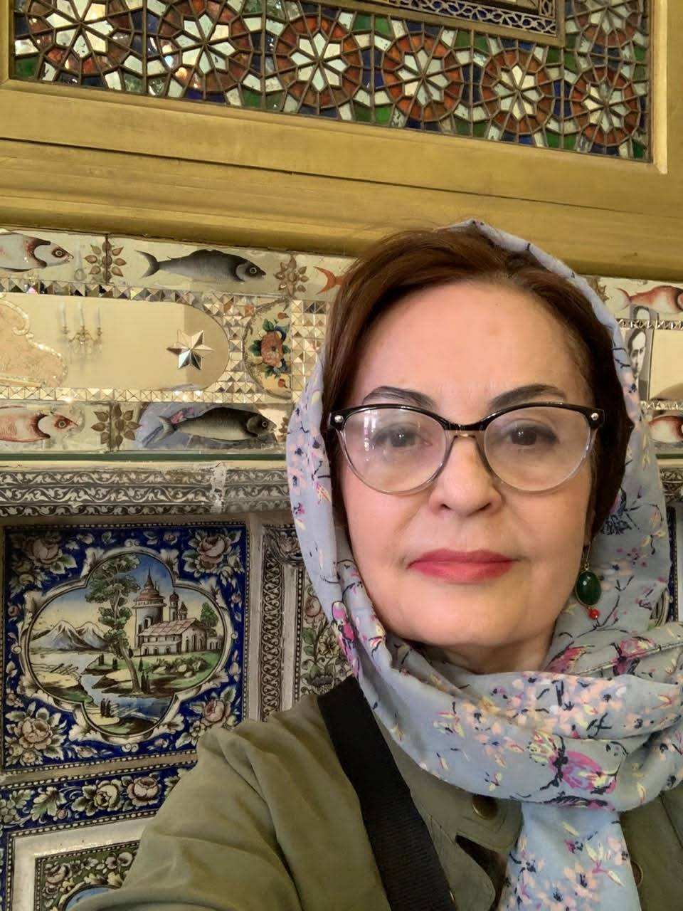 قالب، تاثیری در سختی و آسانی ترجمه شعر ندارد