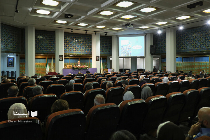آیین رونمایی از مجله مطالعات ایرانی و نقد کتاب «ایرانشهر امروز»