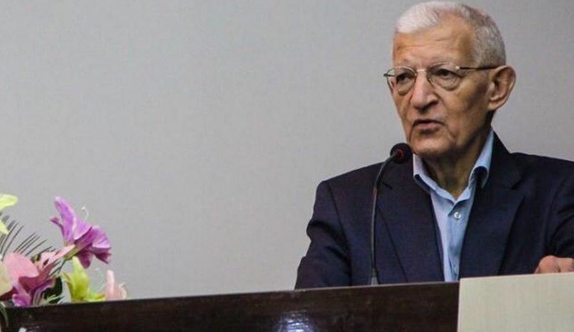 ماحوزی شخصیتی جدی و از قبیله استادان متقدم بود