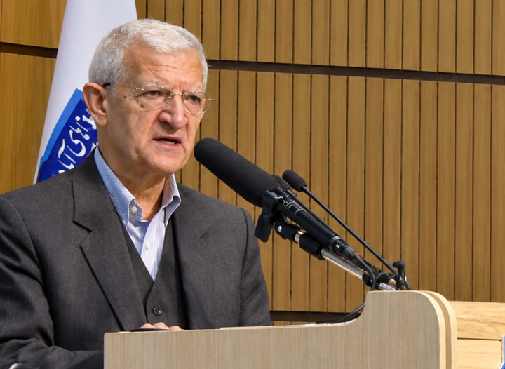 بررسی کارنامه مهدی ماحوزی در گفت‌و گو با شهین اوجاقعلی‌زاده؛