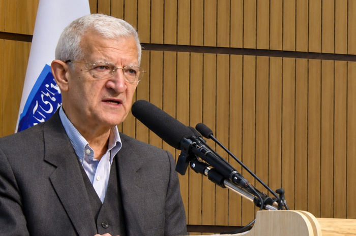 مهدی ماحوزی؛ استادی که دانش را با منش انسانی پیوند زد