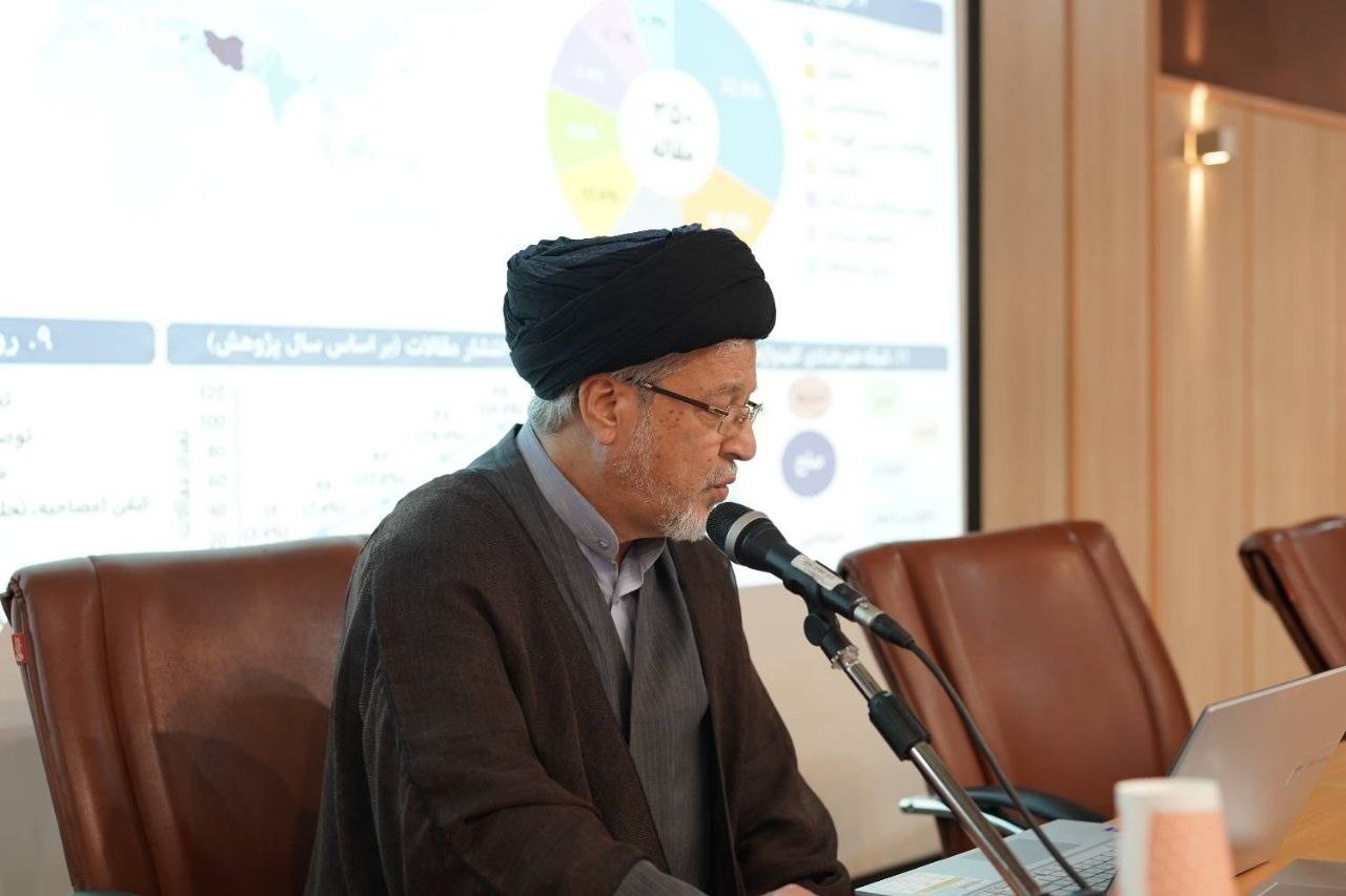 رئیس دانشگاه تهران گفت: بدون توانمندی نمیتوان وارد گفتوگو و مذاکره شد.