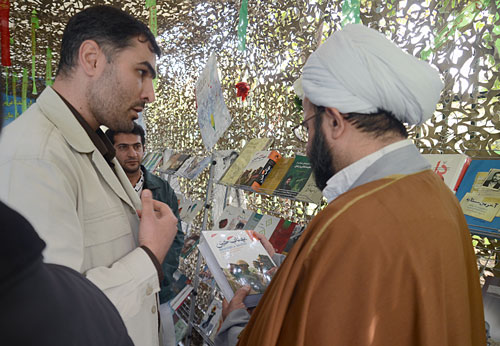 گزارش تصویری/افتتاح هزار نمایشگاه کتاب دفاع مقدس