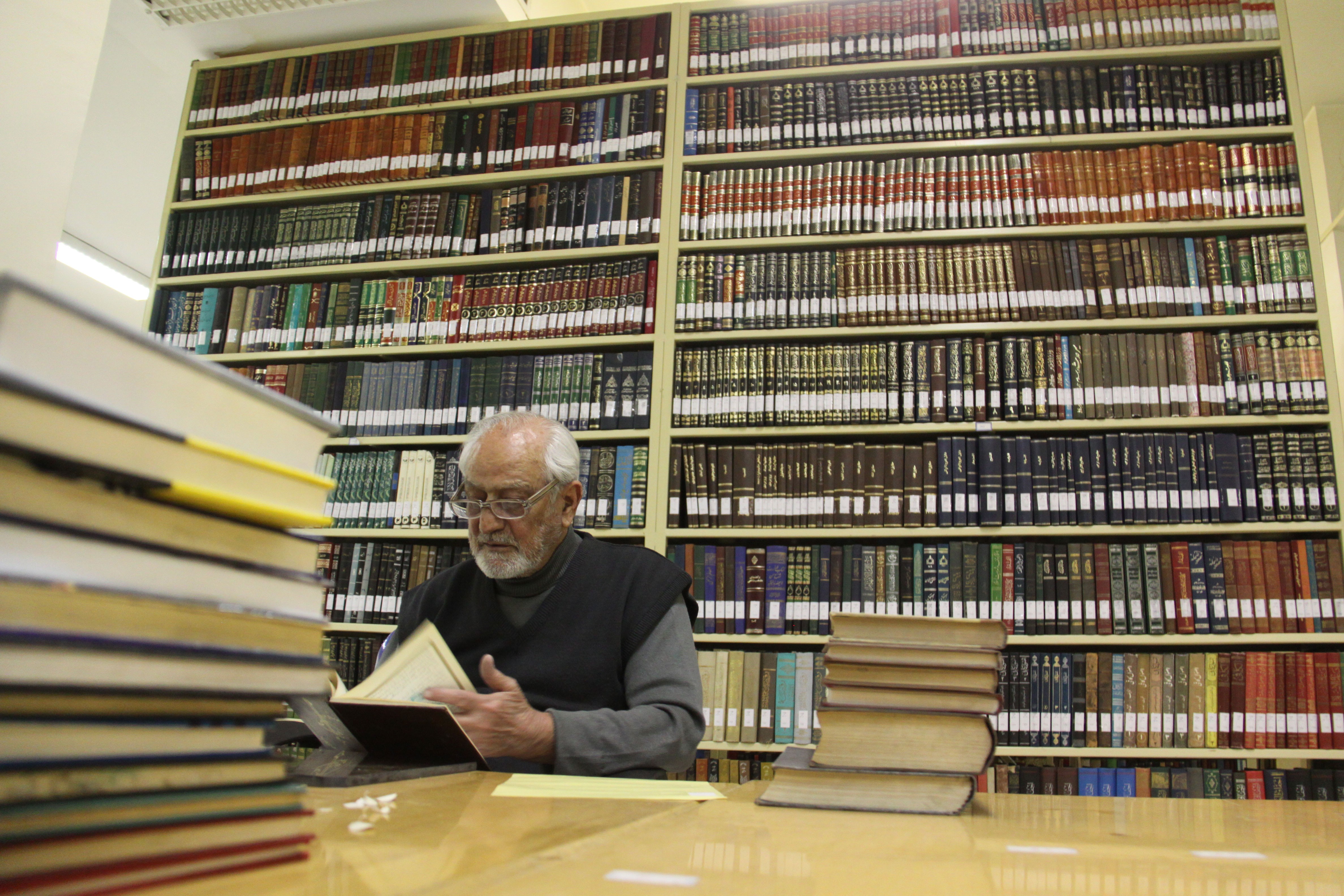 گشتی در مهم‌ترین و مجهزترین کتابخانه جنوب پایتخت/ کتابخانه‌ای منتسب به حضرت عبدالعظیم حسنی(ع)