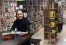 جمشیدی: کتابفروشی صرفا یک حرفه مردانه نیست!/ ایجاد فضایی آرام برای مطالعه در کتابفروشی