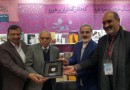 بازدید رئیس اتحادیه ناشران هند از غرفه ایران