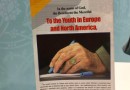 ​استقبال از توزیع نامه رهبری به جوانان اروپایی درغرفه ایران