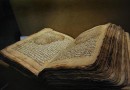 بررسی اسناد تاریخی و نسخه‌های خطی کاخ گلستان