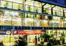 تلاش برای بقا در رکود اقتصادی/ مشکلات بزرگترین کتابفروشی پاکستان