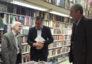 کتابگردی مدیرعامل خانه کتاب در مشهد/ حسینی‌پور به عیادت مایل‌ هروی رفت