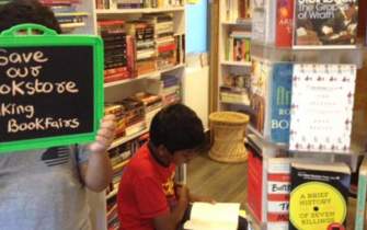 قدم زدن با کتاب/ تلاش کتابفروش‌های هندی در روستاهای کشورشان