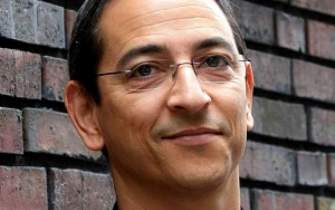 نویسنده مراکشی برنده جایزه اورنج افریقا شد