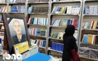 آشنایی با نوستالژیک‌ترین کتابفروشی بوشهر/ «سبحان» با 500 تومان راه‌اندازی شد