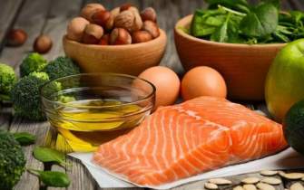 منابع غذاییِ حاوی مواد مغذیِ موثر بر سیستم ایمنی