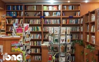 افزایش یارانه خرید مشتریان به تناسب قیمت کتاب/شهرداری و خانه کتاب برای تبلیغات شهری توافق کنند