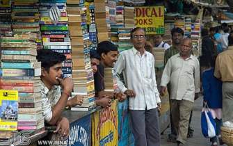 سرانه مطالعه هفتگی در هند 10 ساعت و 42 دقیقه است/ کتاب نباید محدود به ویترین کتاب‌فروشی باشد