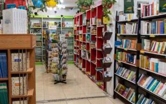تابستانه در زنجان؛ یخ کتابفروشی‌ها آب شد