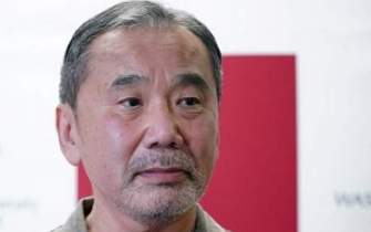 انتقاد موراکامی از نخست‌وزیر ژاپن در ارتباط با کرونا