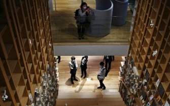 افتتاح کتابخانه هاروکی موراکامی در توکیو