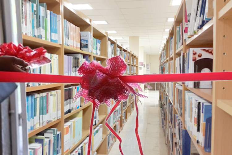 کتابخانه مرکزی قم تاپایان سال افتتاح می‌شود / افتتاح 15 کتابخانه در ایام دهه فجر