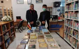 جانباز و ایثارگر دوران دفاع مقدس کتابخانه شخصی خود را به کتابخانه شهید مطهری ارومیه اهدا کرد