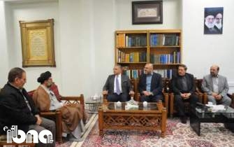 وزیر فرهنگ لبنان از کتابخانه رضوی بازدید کرد